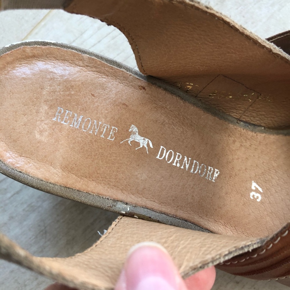 Remonte Dorndorf tan leather shoes - Picture 3 of 9